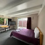 Blenheim Road Motor Lodge